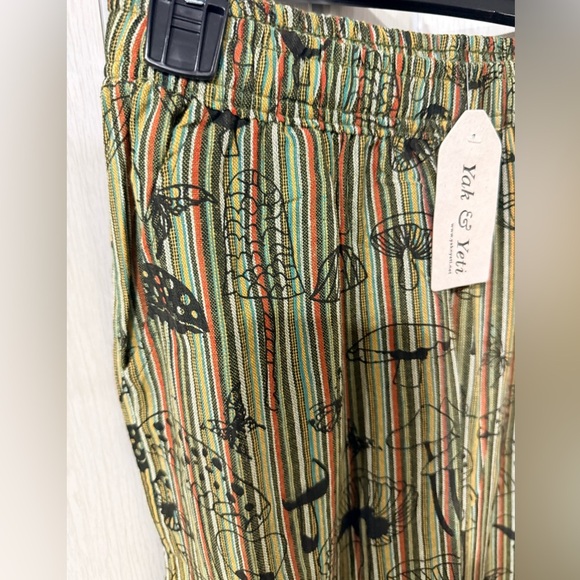 New Striped Green and Black Mushroom print comfy pants size medium ladies. - Picture 2 of 3